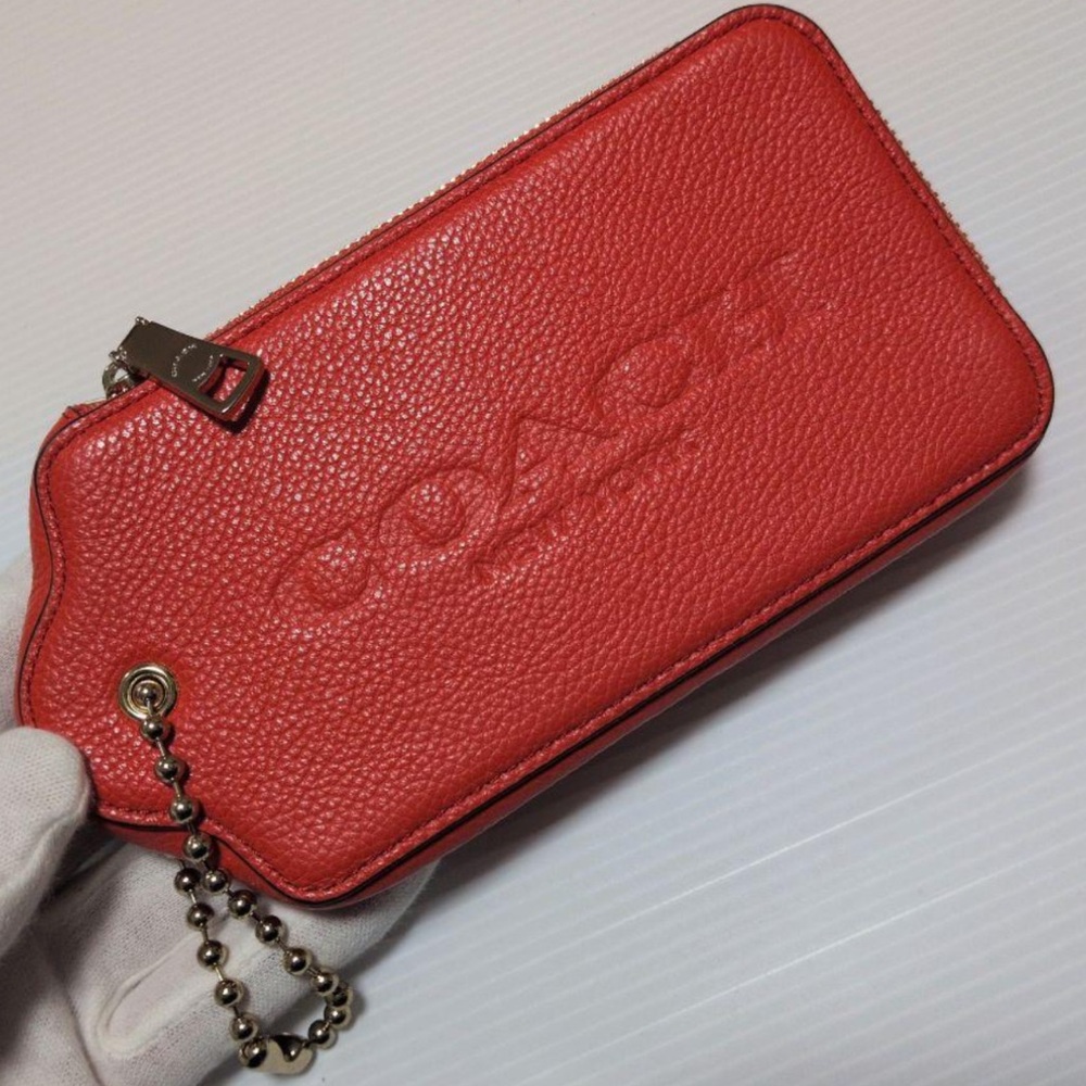 Coach Hangtag Multifunction Zip Case EUC - image 1